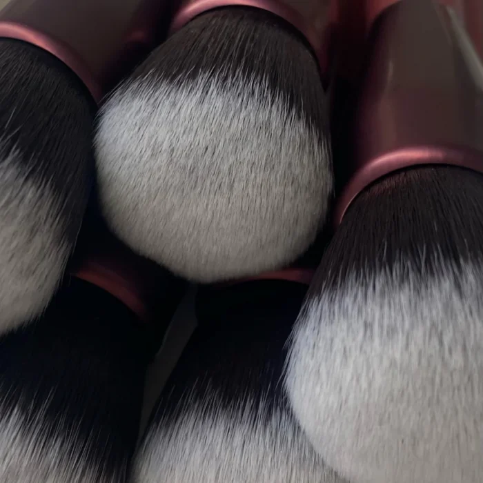 Pro Soft Kabuki Brush - Image 2