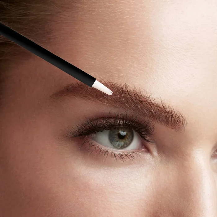 Eyebrow Renewing Serum 4 ml - Image 3